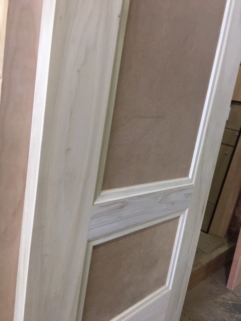 Photo 35, Side View of Poplar Door