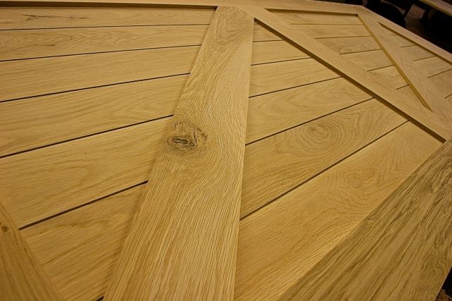 Photo 43 Rustic Mixed Grain White Oak