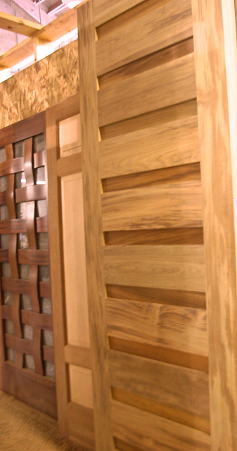 Photo 31 Burmese Teak