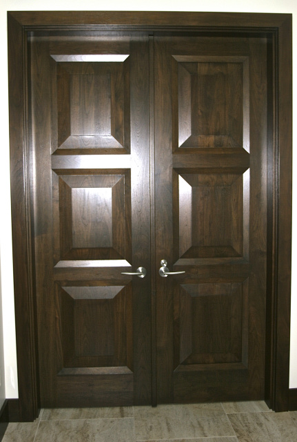 Photo 23 Walnut Double Doors